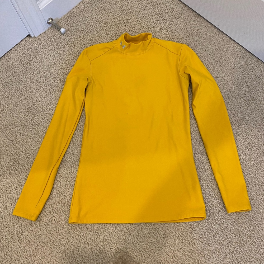 Under Armor Top